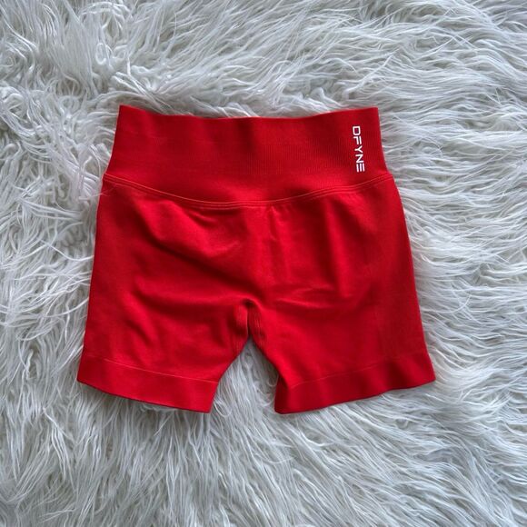 DFYNE Impact Shorts 4.5” Chilli Size XS - Picture 1 of 8